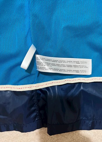 Erkek Çocuk Kapüşonlu Renkli Yağmurluk - Görsel 3