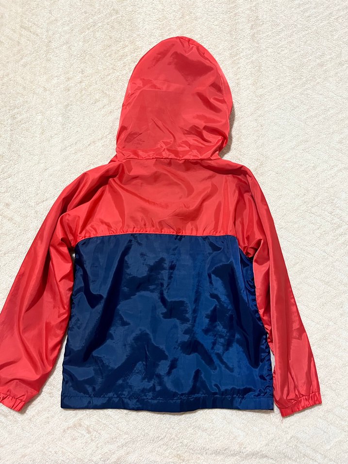 Erkek Çocuk Kapüşonlu Renkli Yağmurluk - Görsel 4