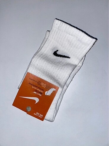 Nike Kadın beyaz çorap