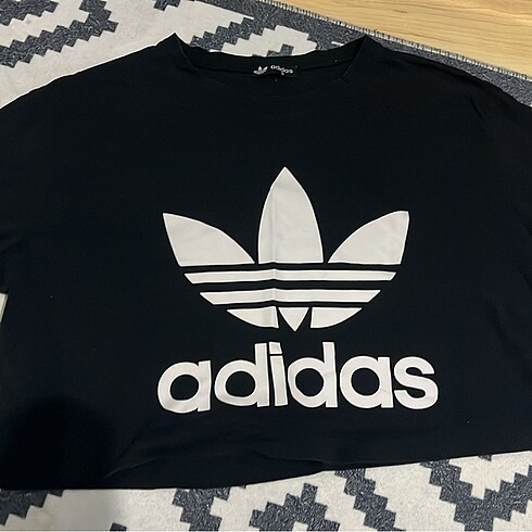 Adidas crop