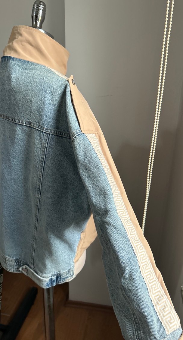 Bej Düğmeli Kadın Ceket - Görsel 4