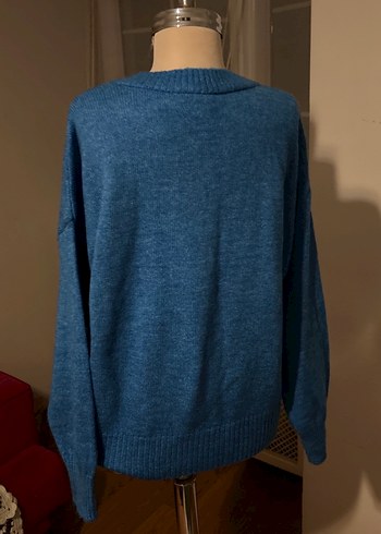 Mavi V Yaka Triko Kadın Kazak - Görsel 4