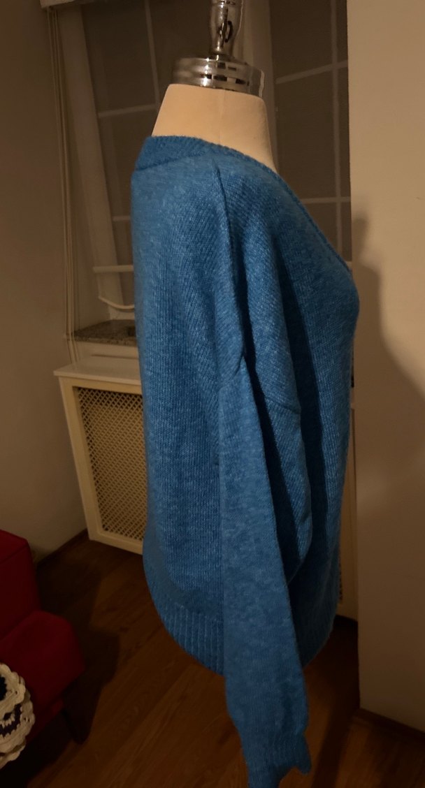 Mavi V Yaka Triko Kadın Kazak - Görsel 3