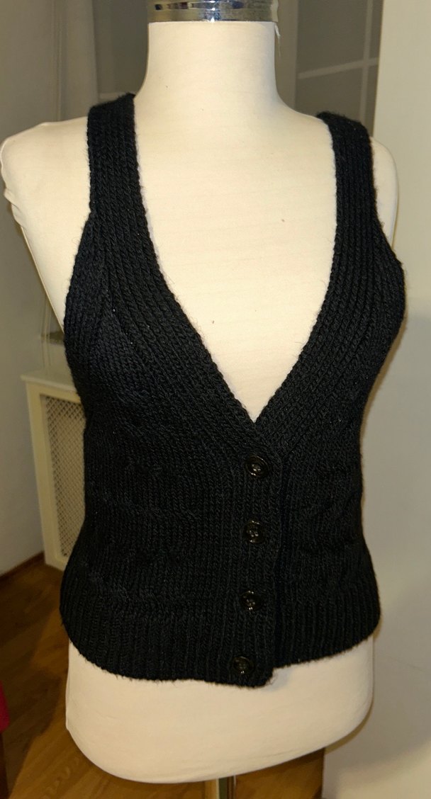 Siyah V Yaka Örgü Kadın Yelek - Görsel 2