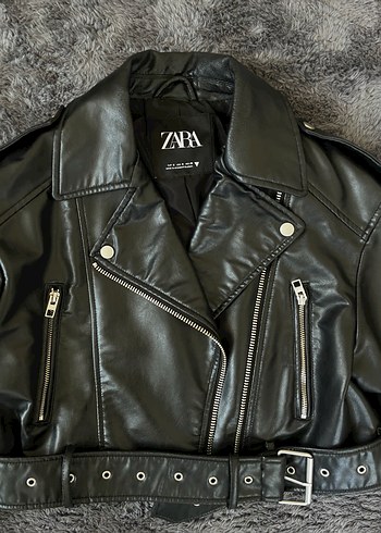 s Beden Zara viral biker deri ceket