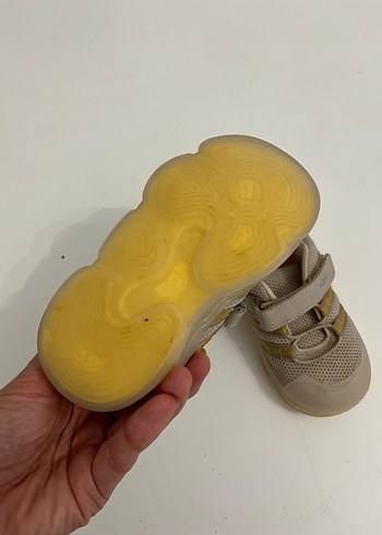 23 Beden çeşitli Renk Bej ışıklı Erkek Bebek İlk Adım Ayakkabısı