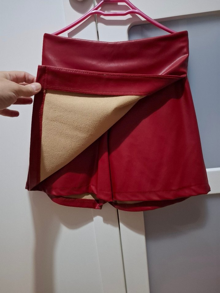 Kırmızı Deri Şort Etek - Görsel 2