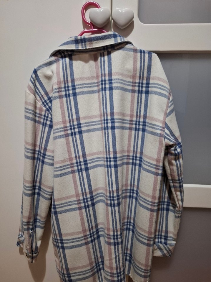 Bej Düğmeli Pamuklu Uzun Kollu Gömlek - Görsel 2