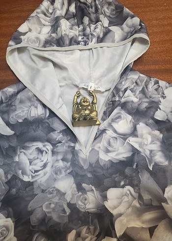 GRİ KAPÜŞONLU GÜLLÜ  BLUZ - Görsel 4