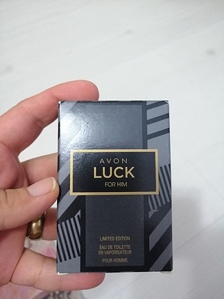 Avon Luck Erkek Parfüm 30 Ml Avon Parfüm %20 İndirimli - Gardrops