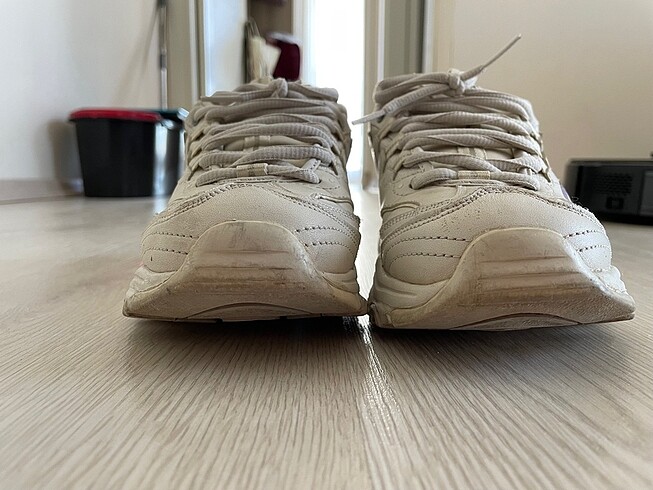 37 Beden Skechers Ayakkabı
