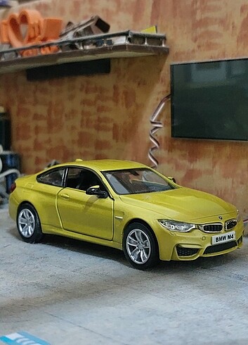  Beden Diecast BMW M4 KOLEKSİYON ARACI