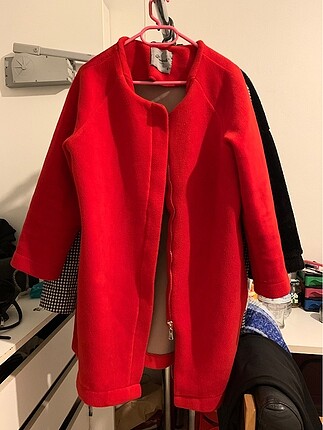 Sorunsuz kırmızı ceket