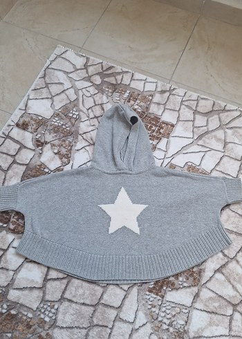 Gri Kapüşonlu Kız Panço - Görsel 2