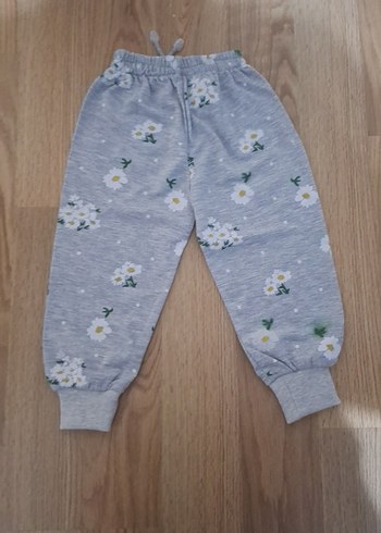 Gri Çiçek Desenli Kız Eşofman Altı - Görsel 2