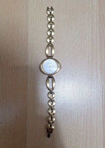 Minimalist Zincirli Altın Kadın Saati - Görsel 3