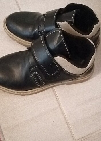 35 Beden gri Renk Erkek çocuk spor ayakkabı /bot 
