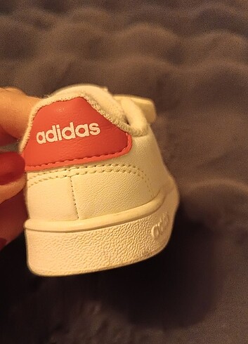 22 Beden Adidas marka orijinal 22numara ayakkabı