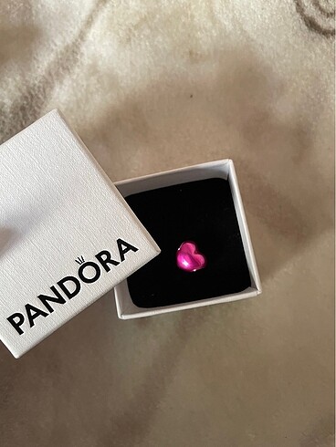 Pandora charm orijinal