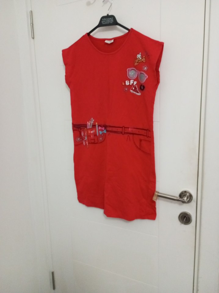 Kız Çocuk Kırmızı Baskılı Kolsuz Elbise - Görsel 2