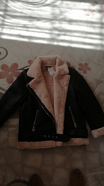 H&M H. M mont