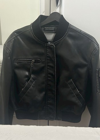 Bershka Siyah Kadın Deri Biker Ceket - Görsel 3