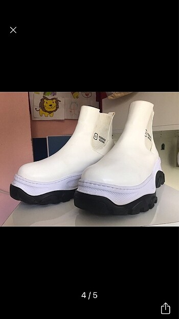 37 Beden beyaz Renk Vogue bot