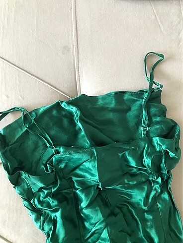 Yeşil elbise - Görsel 4
