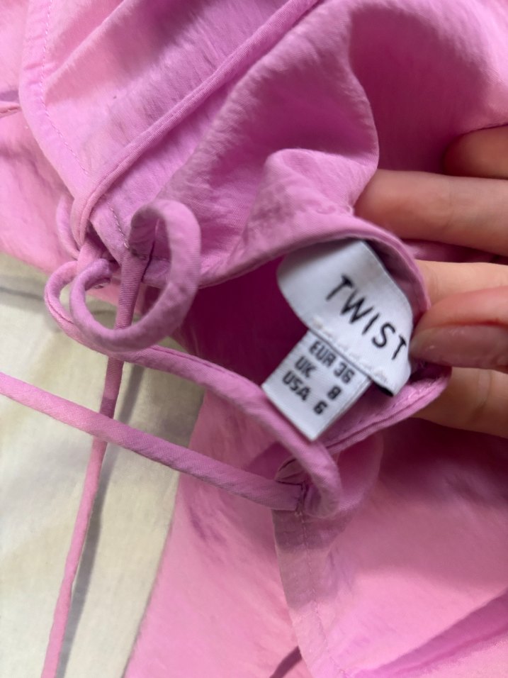 Pembe V Yakalı Salaş Kadın Atlet - Görsel 3