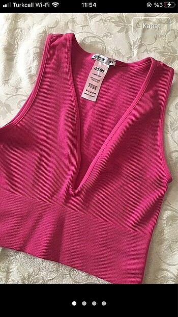 Addax crop bluz
