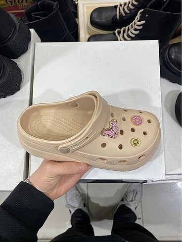 Yumuşak crocs