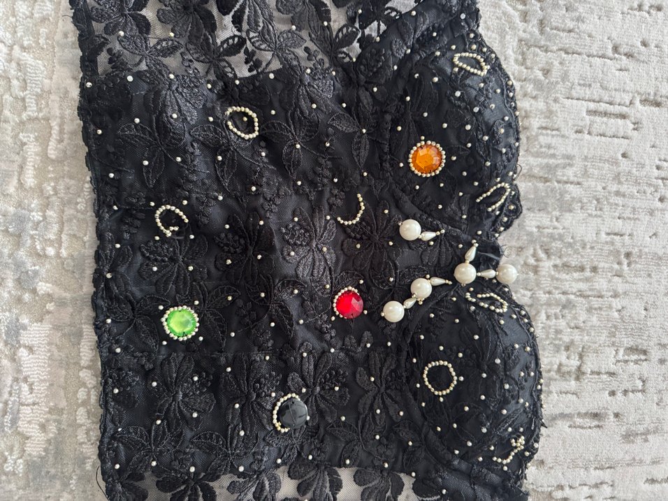 İşlemeli Boncuklu Siyah Straplez Bustiyer - Görsel 3