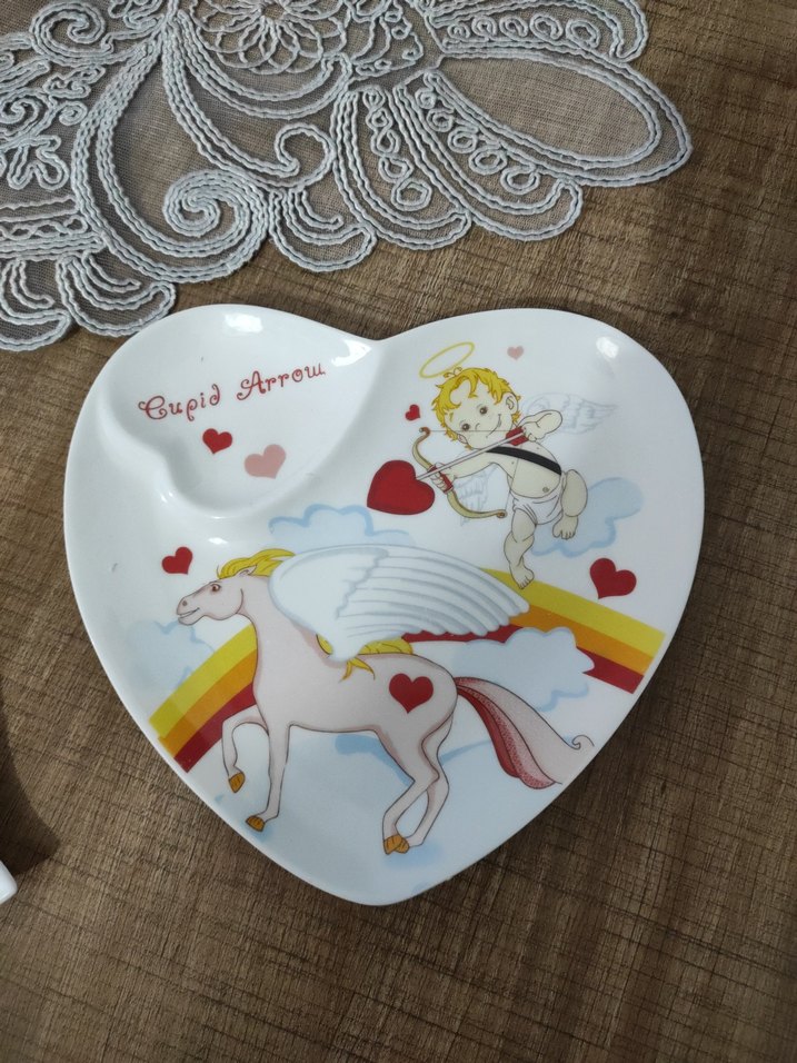 Kalp Desenli Beyaz Porselen Tabak ve Yumurtalık - Görsel 3