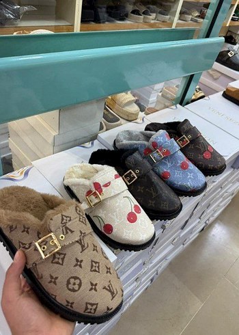 Kışlık Peluş Terlik