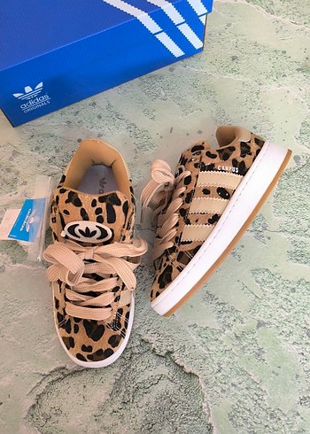 Leopar Desenli Platform Adidas Kadın Spor Ayakkabı