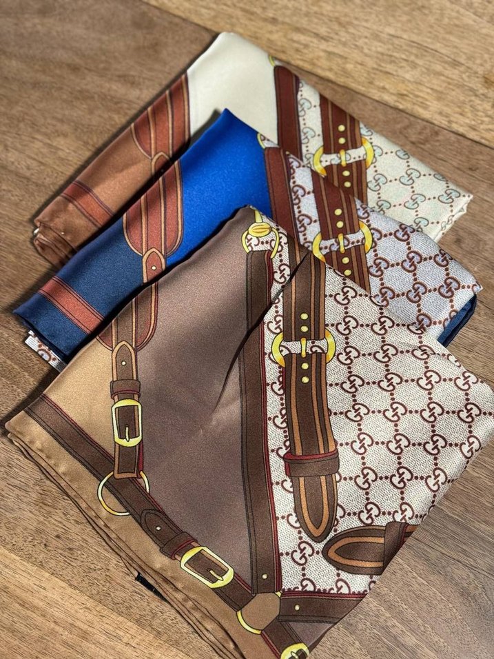 Kahverengi Zincir Detaylı Gucci Kadın Fuları - Görsel 4