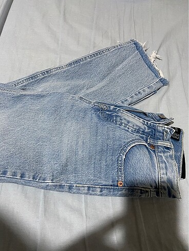 32 Beden Stradivarius jean