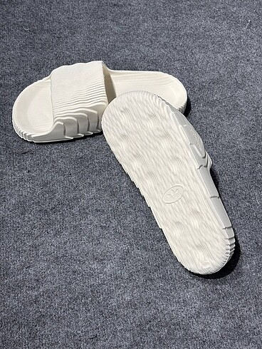 41 Beden beyaz Renk Adidas Adilette Beyaz