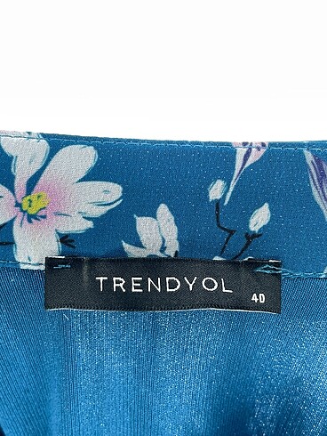 40 Beden çeşitli Renk Trendyol & Milla Kısa Elbise %70 İndirimli.