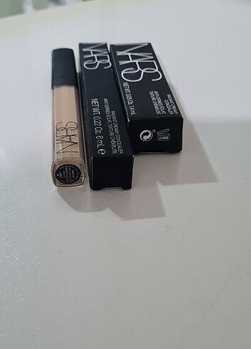 Nars kapatıcı 