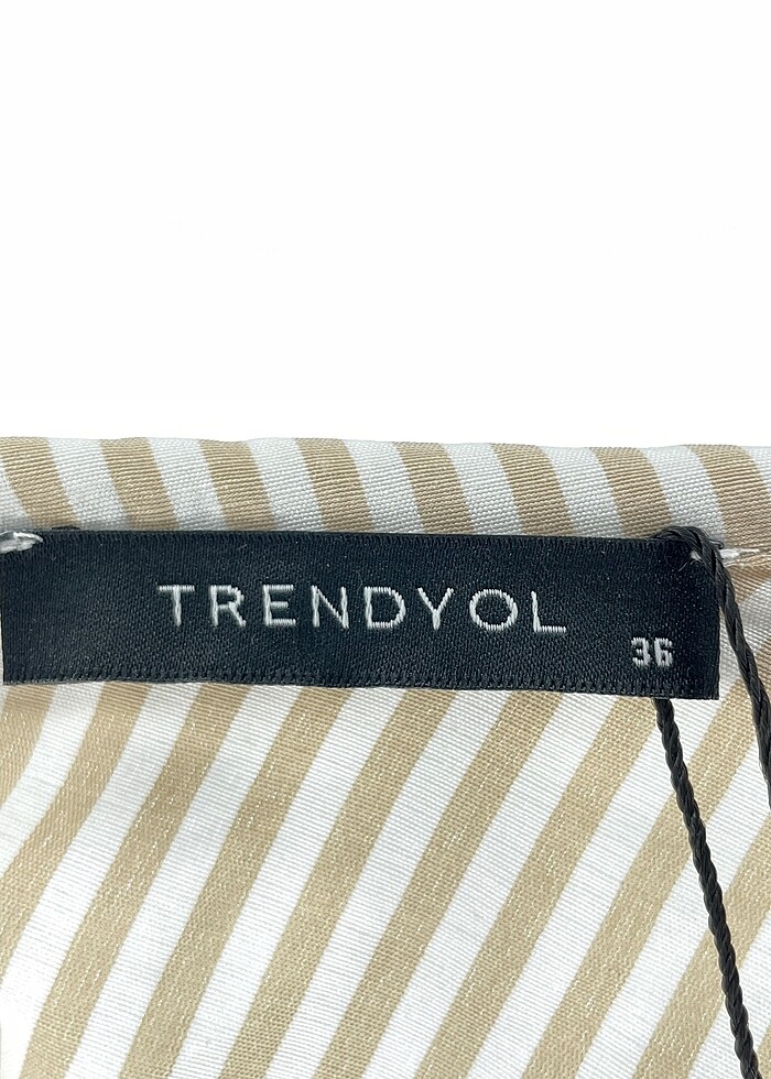 Trendyol & Milla Bluz %70 İndirimli. - Görsel 4