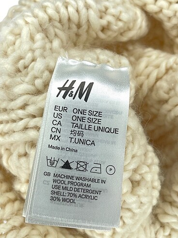 Beden H&M Bere %70 İndirimli.