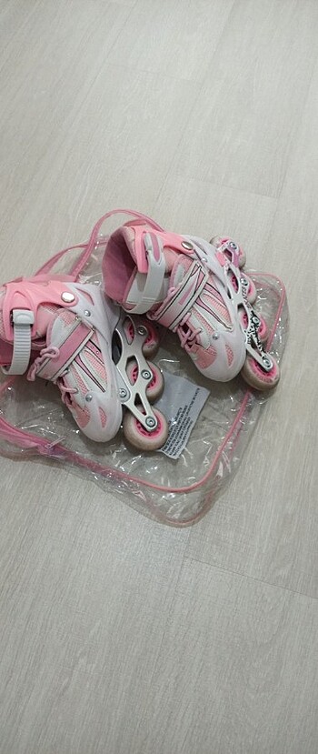 Kız çocuk ışıklı pembe paten 