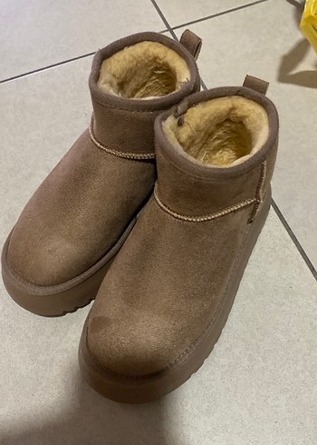 Diğer Ugg Bot