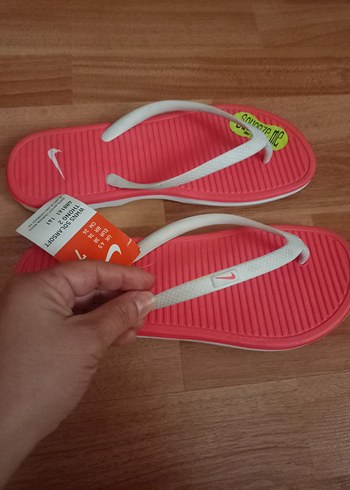 Nike parmak arası terlik - Görsel 7