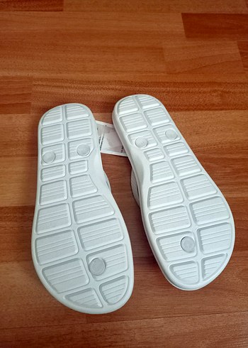 Nike parmak arası terlik - Görsel 5