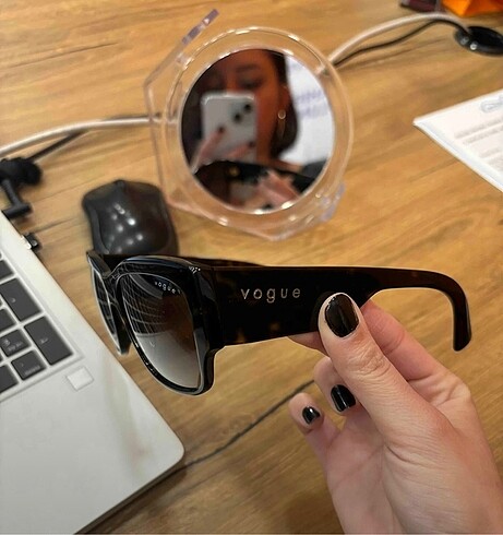 Beden Vogue 5262s W65613