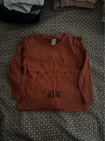 Sweetshirt