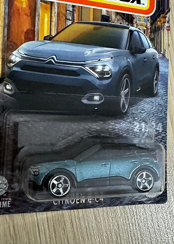  Matchbox CITROEN e-C4 uzun kartonet