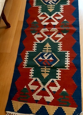 Uşak yün kilim